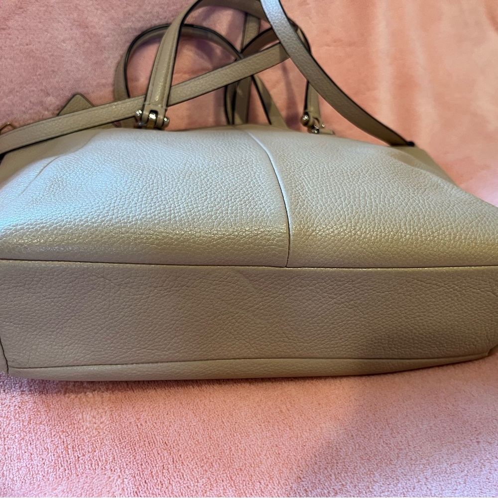 Coach Tan Leather Tote Bag - Picture 7 of 8